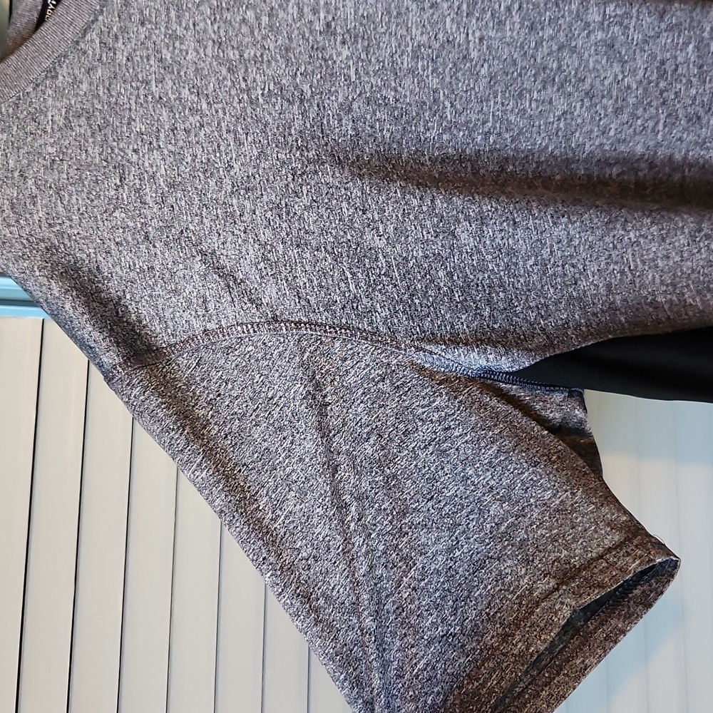 Tek Gear Dry Tek Grey & Black Performance Shirt - Picture 4 of 10